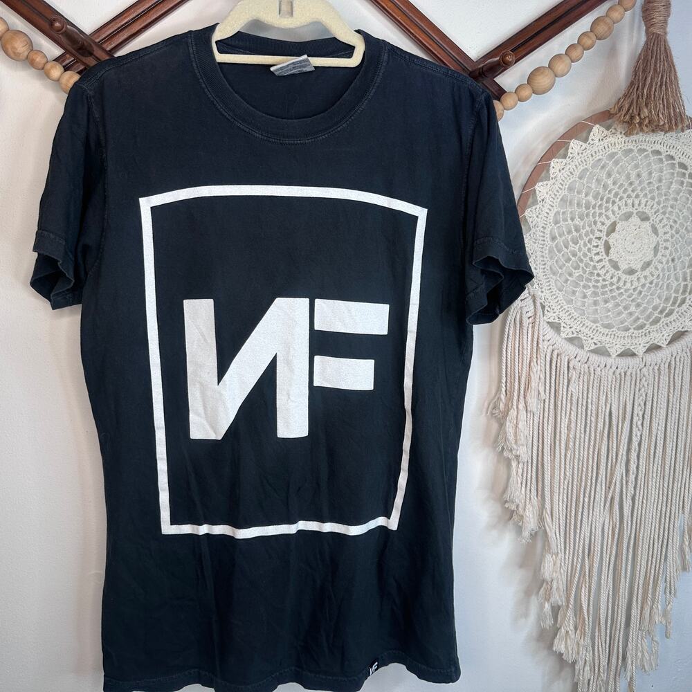 Comfort Colors NF Black Band T